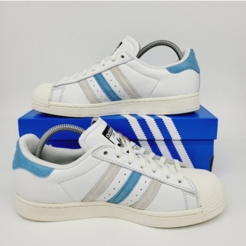 New Adidas Originals Superstar Men's Sneakers Size 9 - Picture 5 of 9